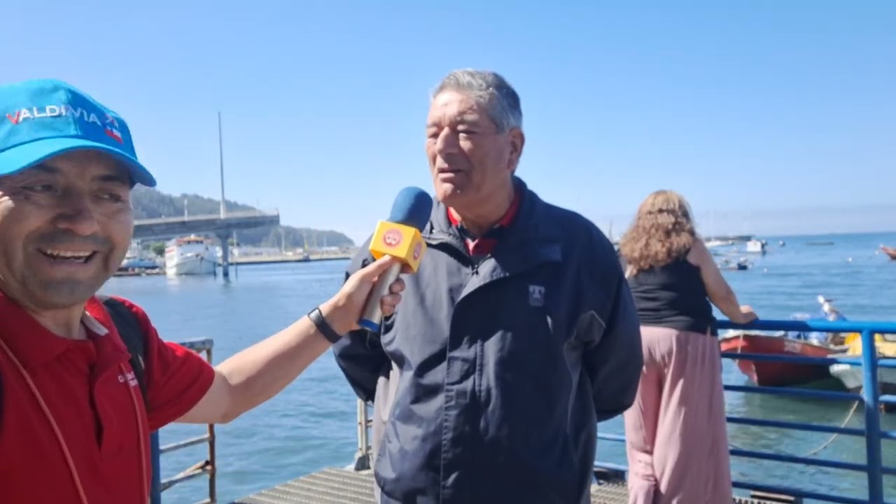 CONVERSANDO. CON  UN.  VECINO.  DE. TALCAHUANO,,,,  SOMOS  RADIO  LA  REGALONA   DEL  MIMBRE  