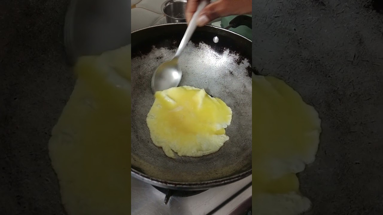 Egg omelette 🍳#food #tiktok #trending #shortvideo #subscribe #youtubeshorts #gaming