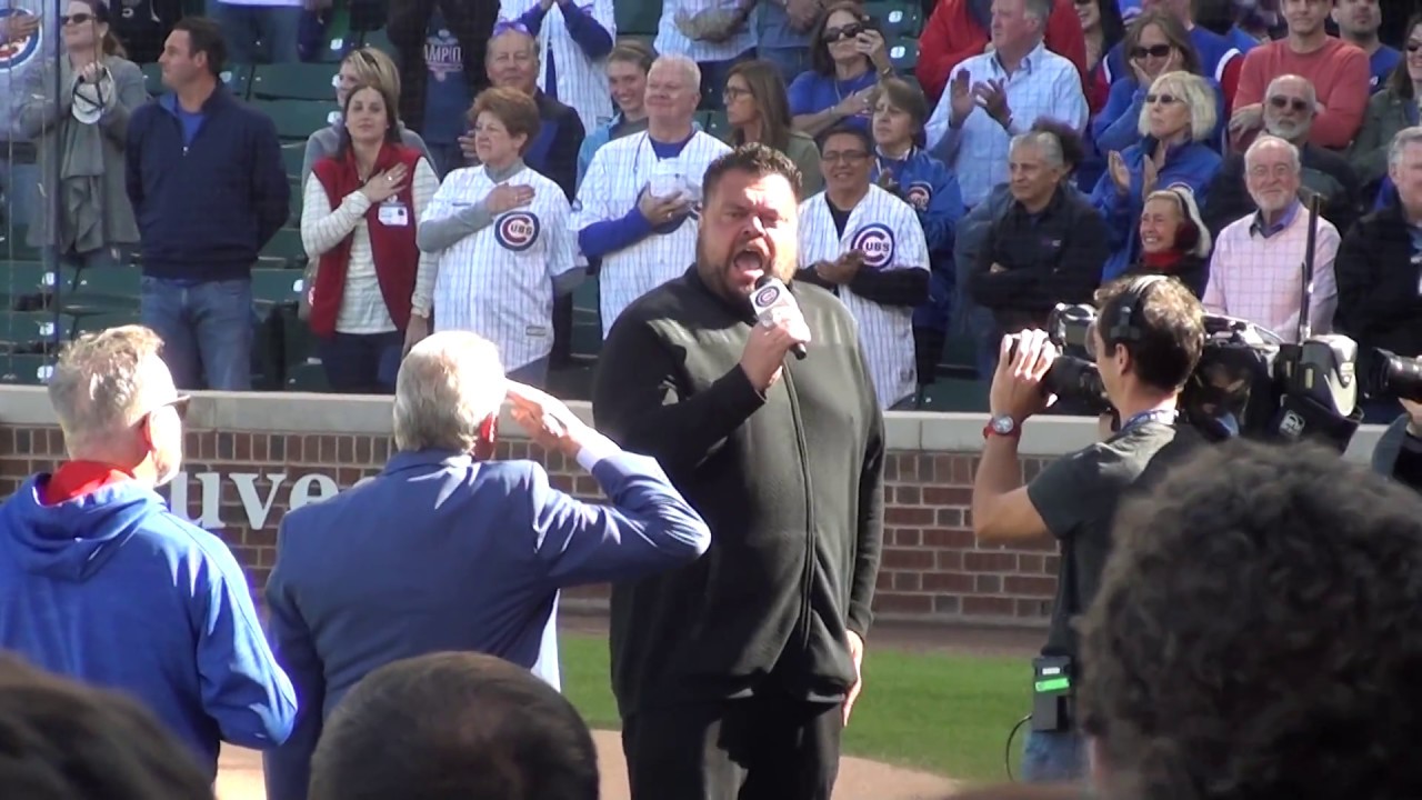 John Vincent Sings The National anthem @ Wrigley Field 9/30/2017