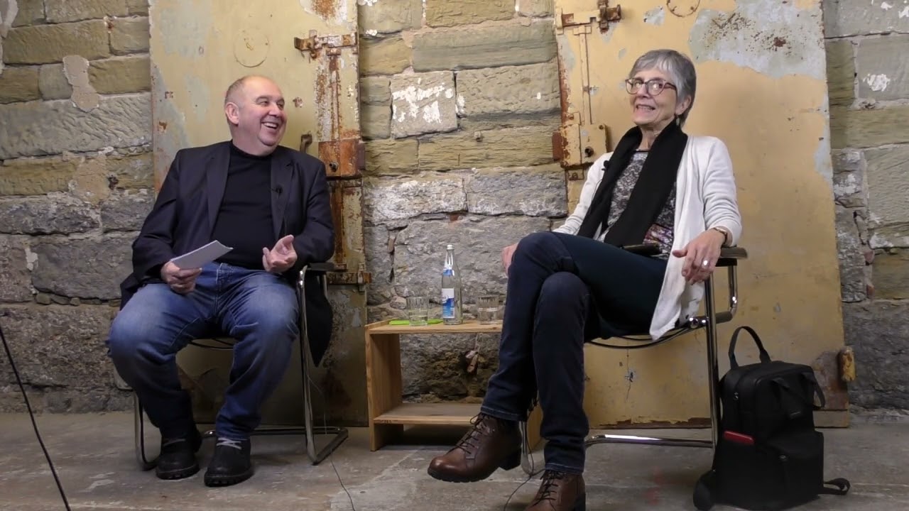 174. Schwatz und Weis mit Melissa Hullmann