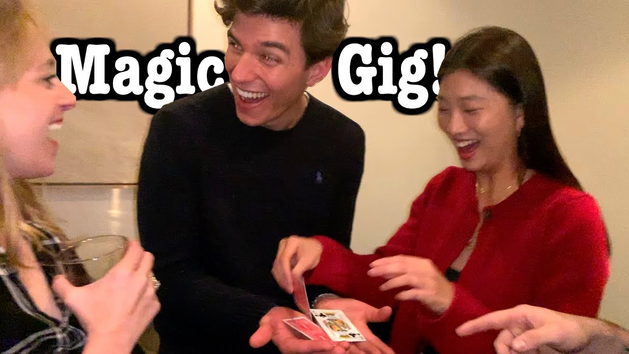 Performing Close Up Magic at a Gig!