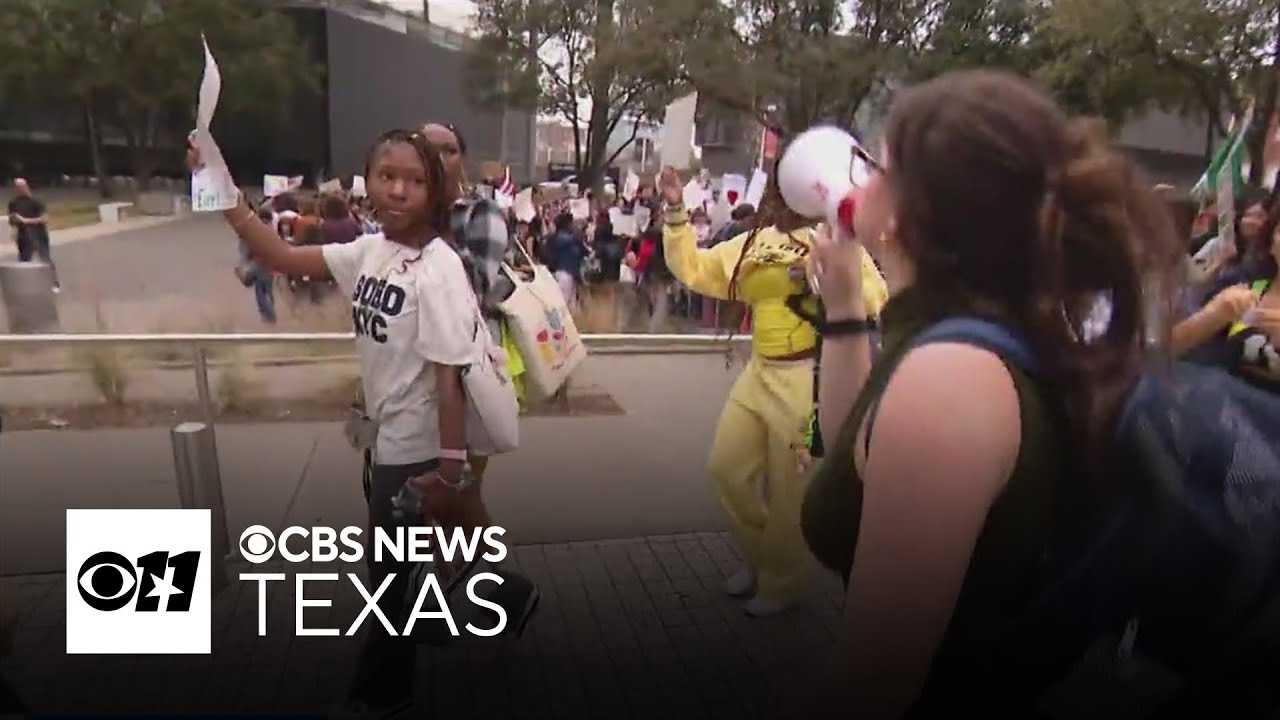 North Texas students hold walkouts to protest ICE enforcement