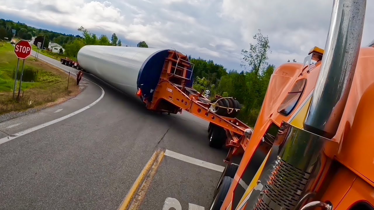 NY backroad truck’n at 182 feet long, 14’6” wide and 15’8” high 🤙 #teamwork!
