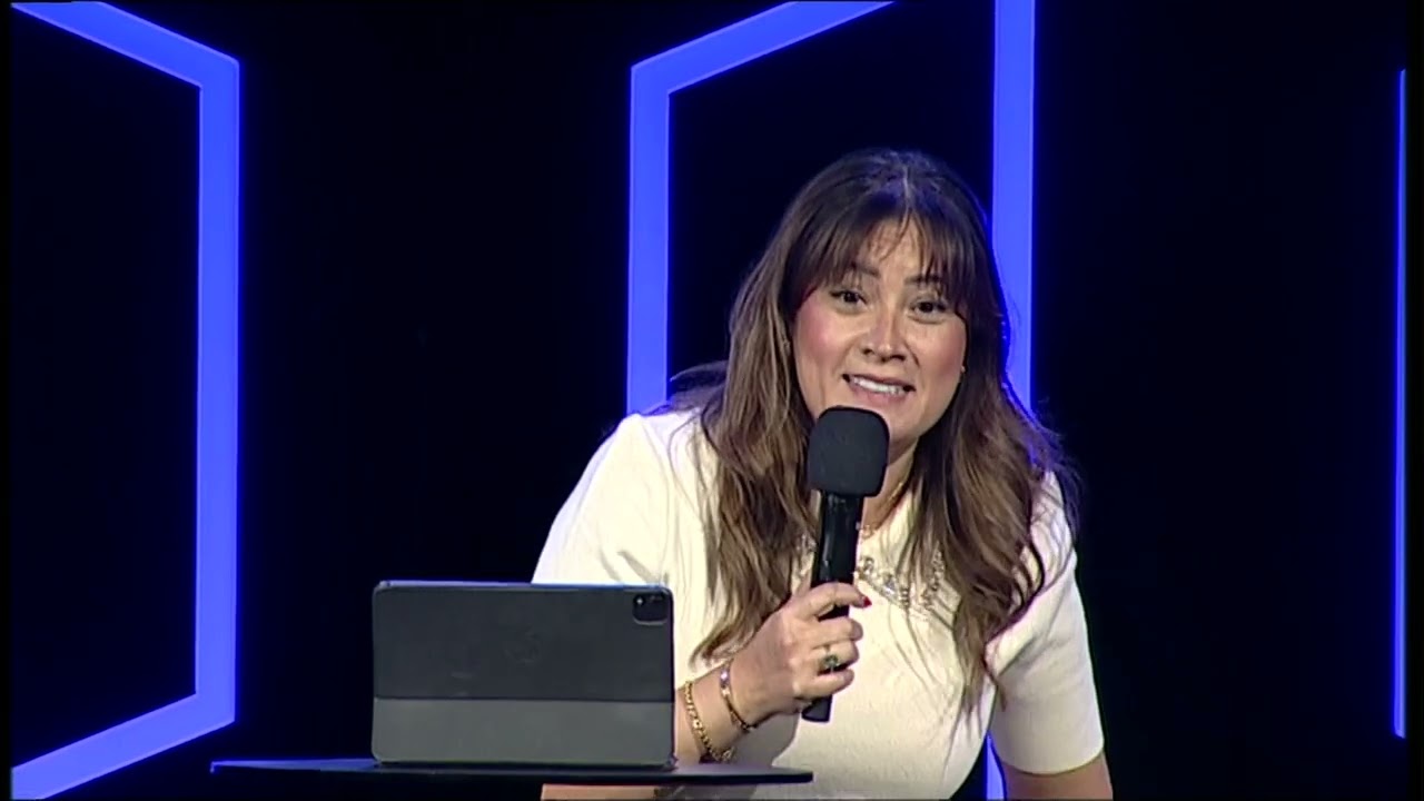 Lucy Mendez - Let it go and leave it at the altar