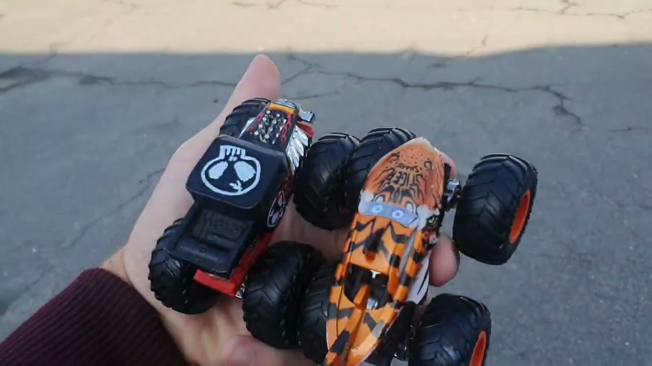 Hot Wheels — Шоу монстр-траков
