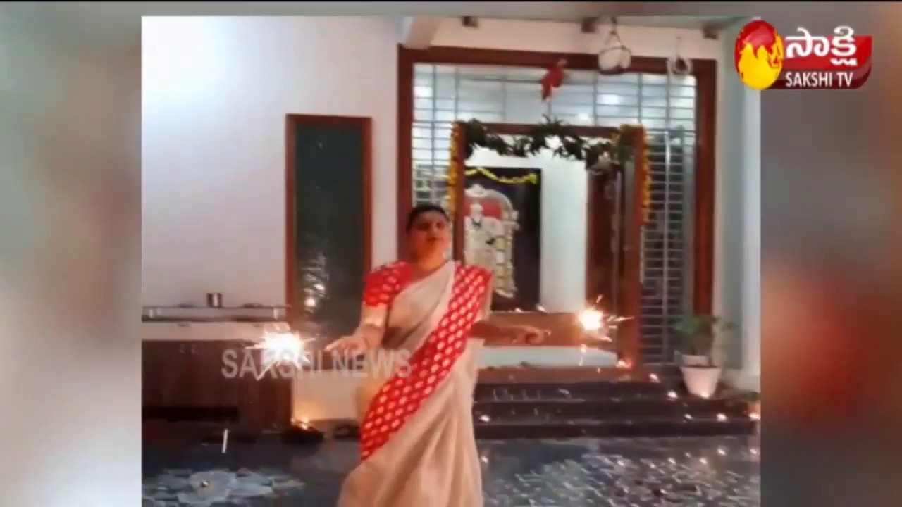AP MLA Roja Diwali Celebrations With Family at Her Home || Sakshi TV