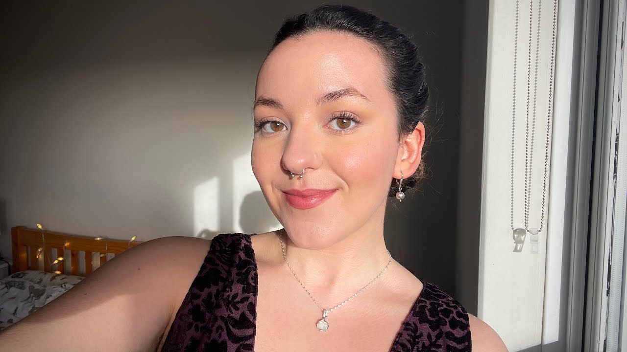 asmr doing my makeup like Arwen | whispered
