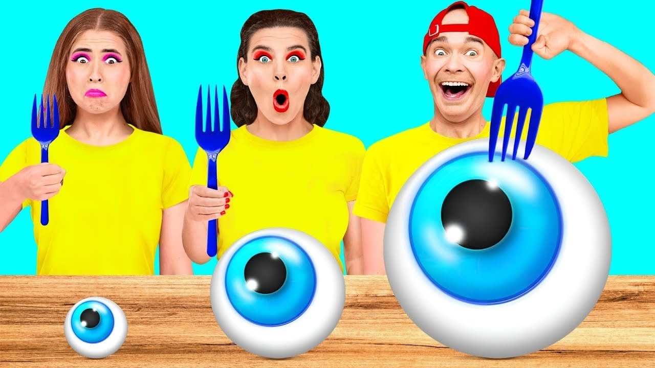 تحدي لوحة كبيرة أو متوسطة أو صغيرة | تحديات طعام مضحكة Happy Fun