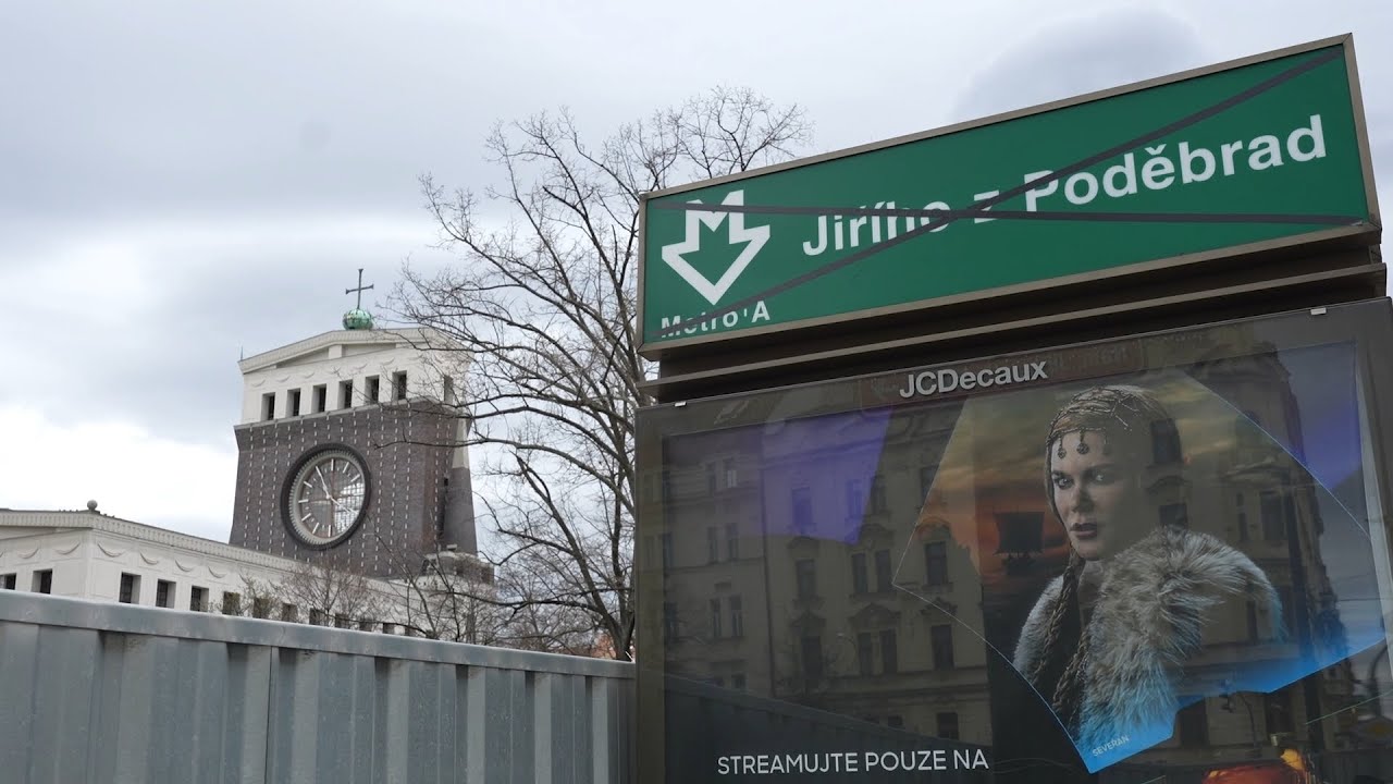 Stanice metra na Praze 3 dočasně zmizela z jízdních řádů | Televizní reportáž
