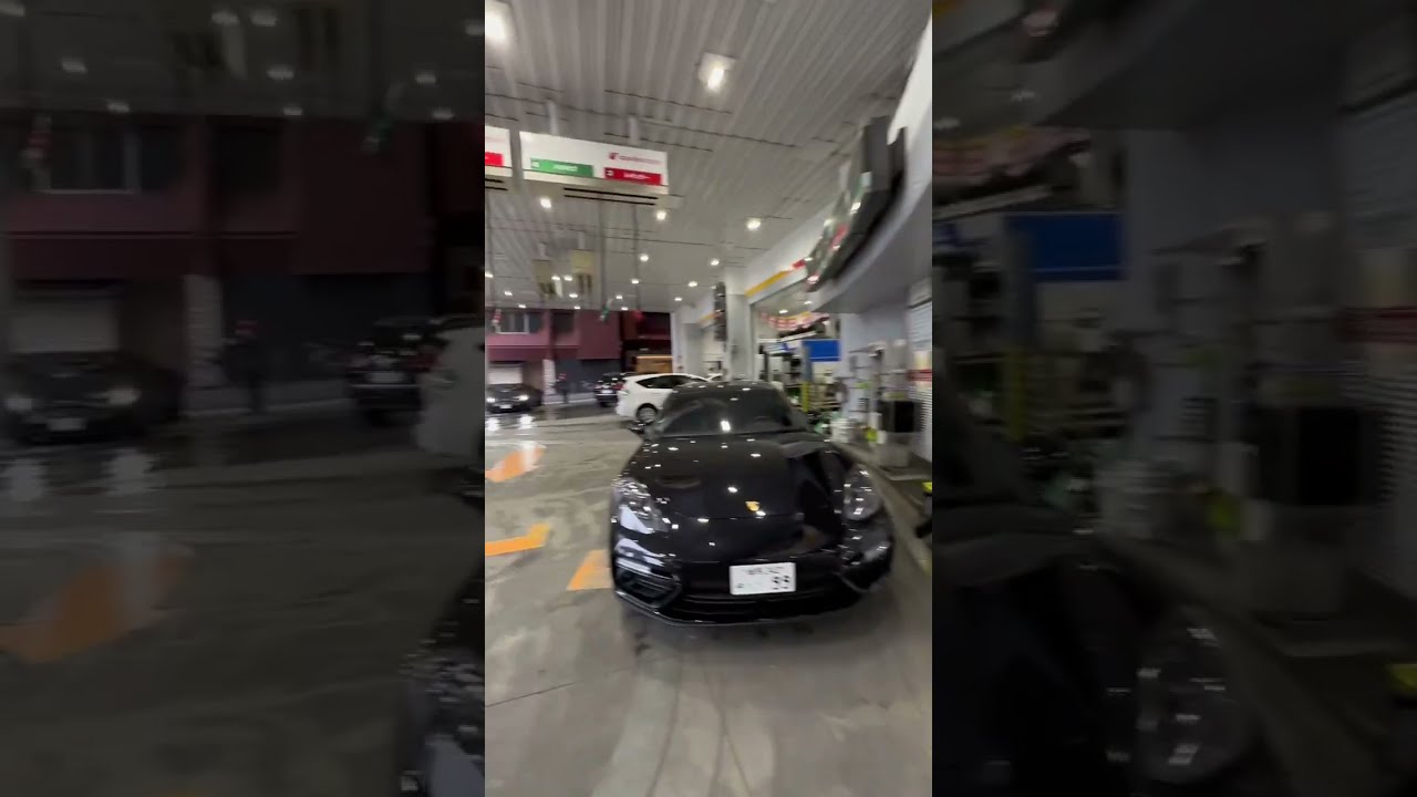 Gas station in Japan is like no other!