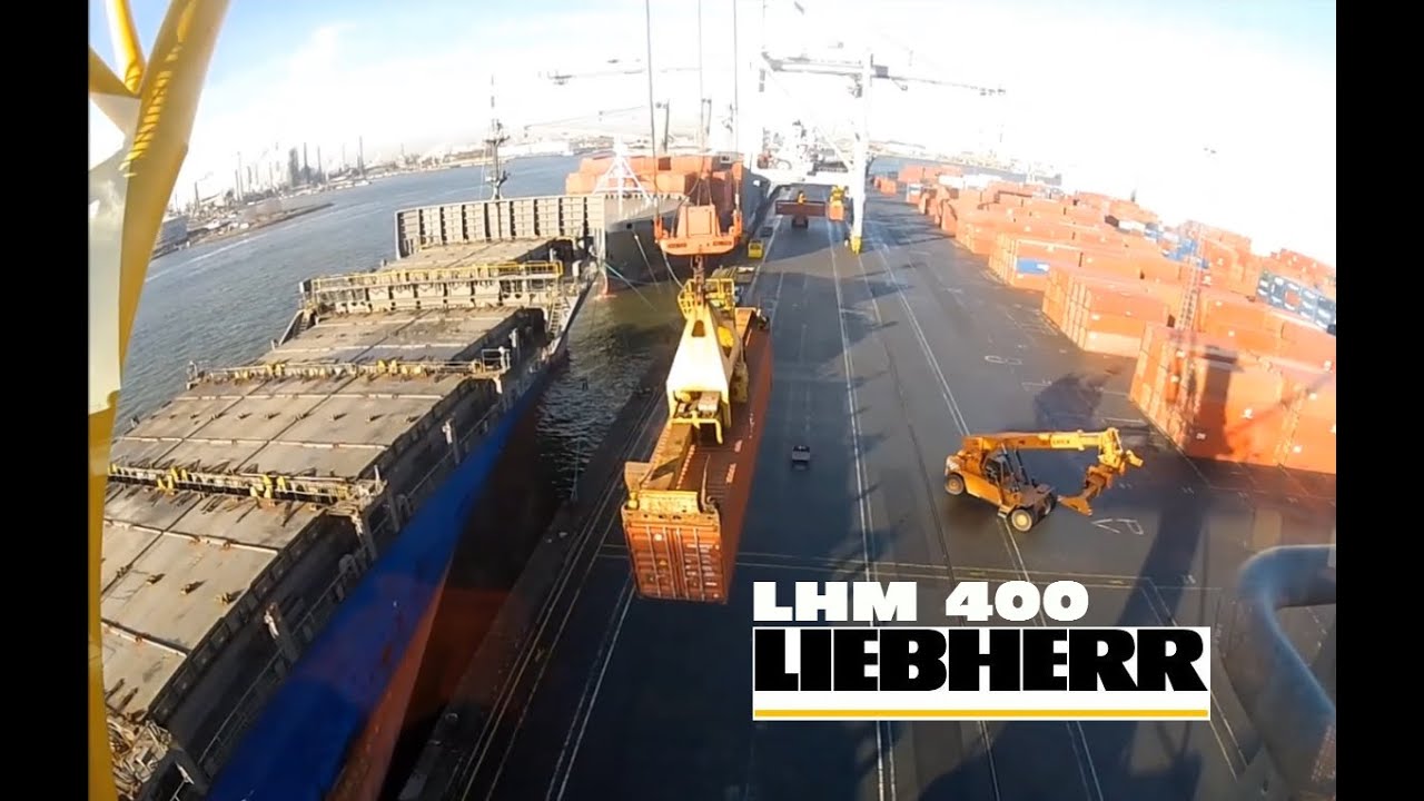 Liebherr LHM400 unloading Containership (PanaMax) Mobile harbour crane Port of Antwerp GoPro