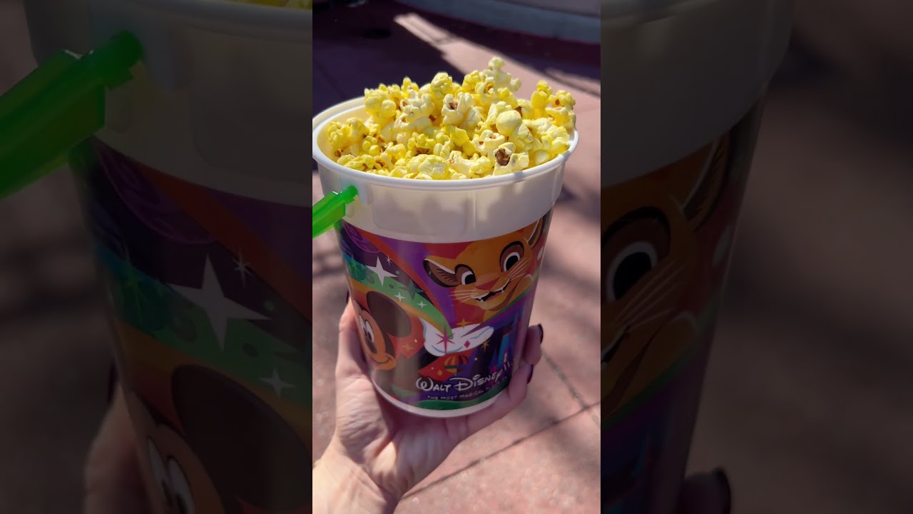 🍿 Refillable Popcorn Bucket 🍿 #vegandisney #vegan #disneyworld #disneytips