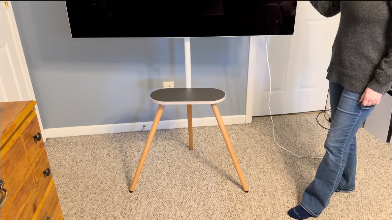 Easel TV Stand. Very cute!