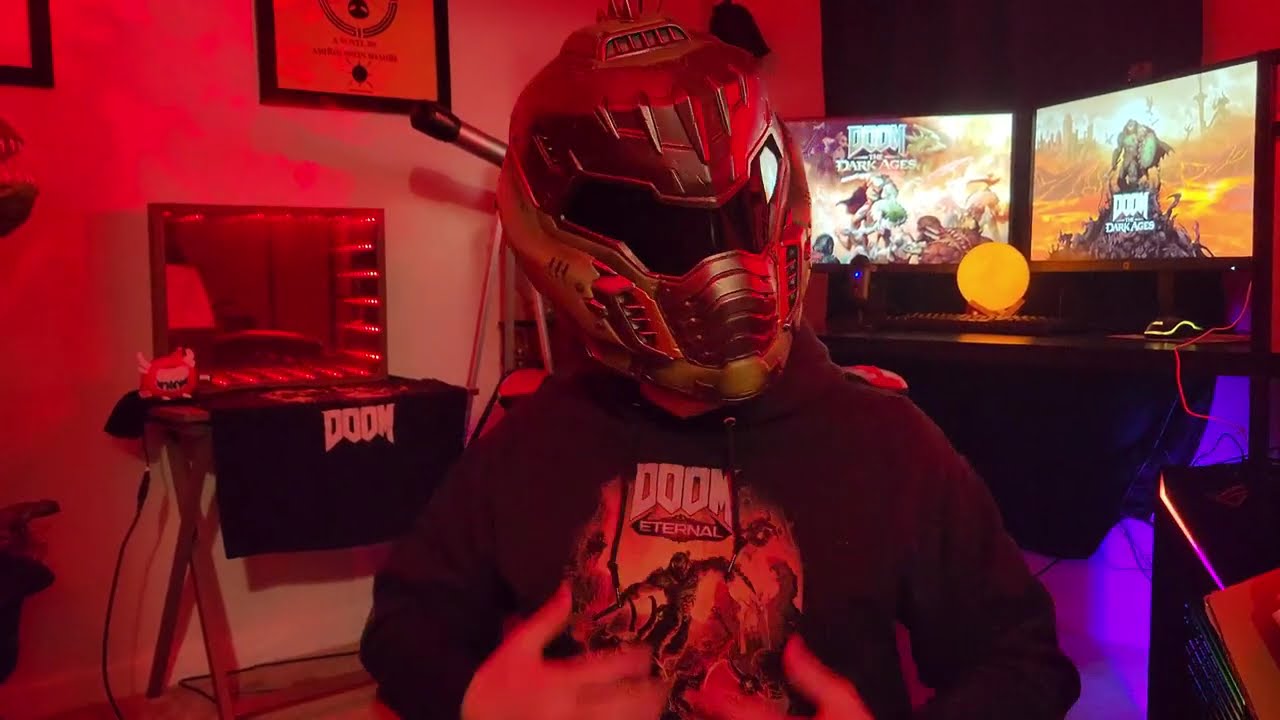 My Magical Office - 23. Unboxing DOOM: The Dark Ages Helmet