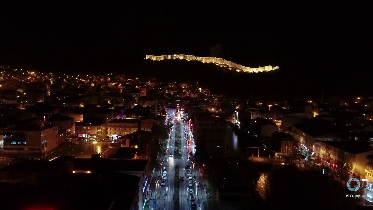 Bayburt Kalesi Işıklarına Kavuştu!