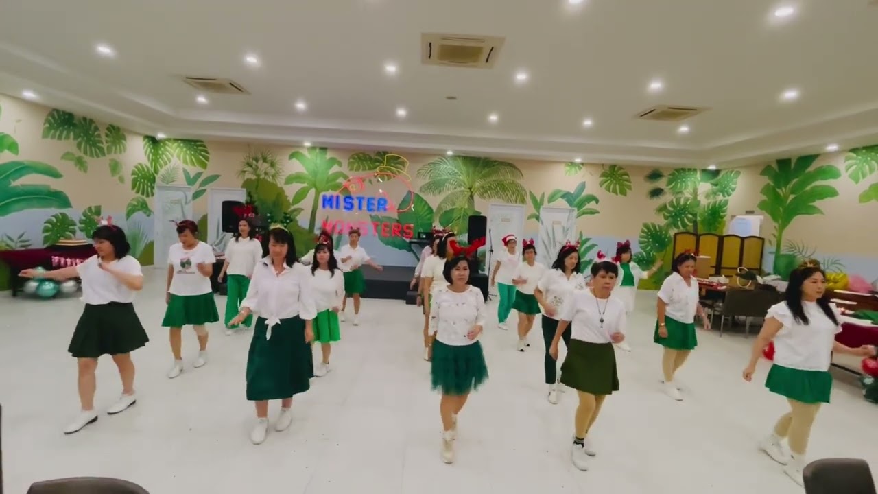 Jingle Bell Christmas Times 2015  Choreographed by : Adelaine Ade (INA) - Nov 2025 