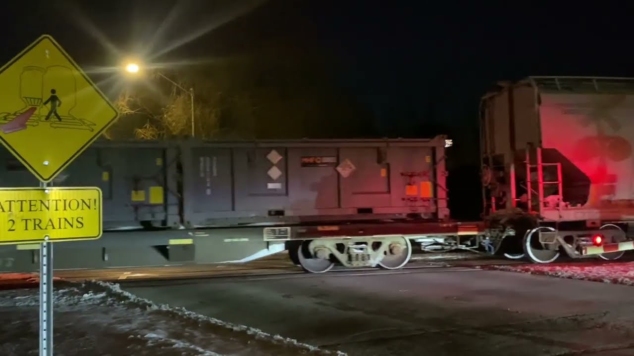 (3015 Veterans Unit & GO Coach on A451) Night Time Railfanning at Weldrick Road East