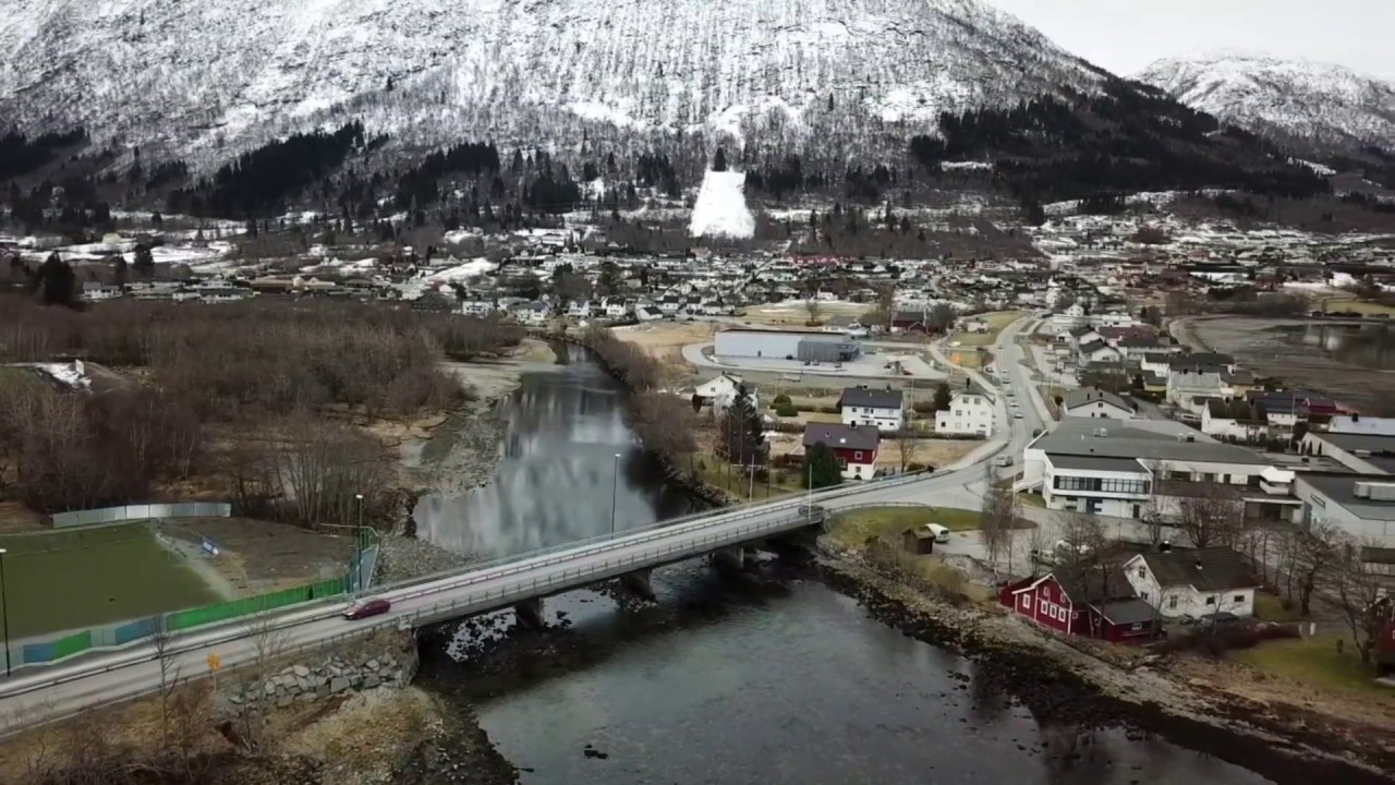 &Oslash;rsta Sentrum from 30 meters