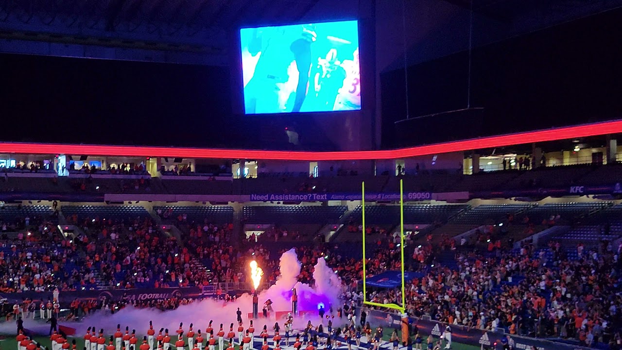 2021 UTSA Football Entrance vs Middle Tennessee