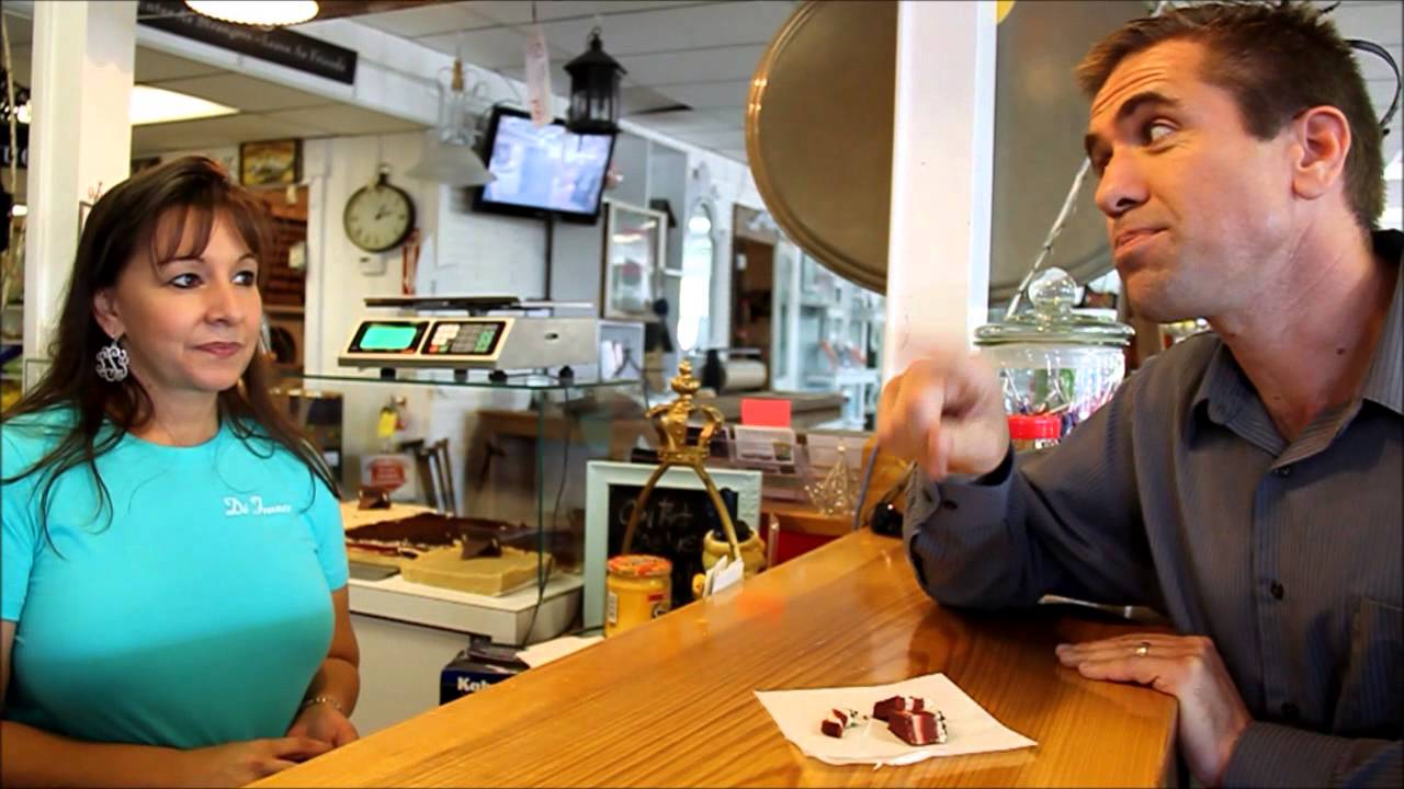 De' France Indoor Flea Market and Antiques: 10 Coolest Shops of Fort Walton Beach