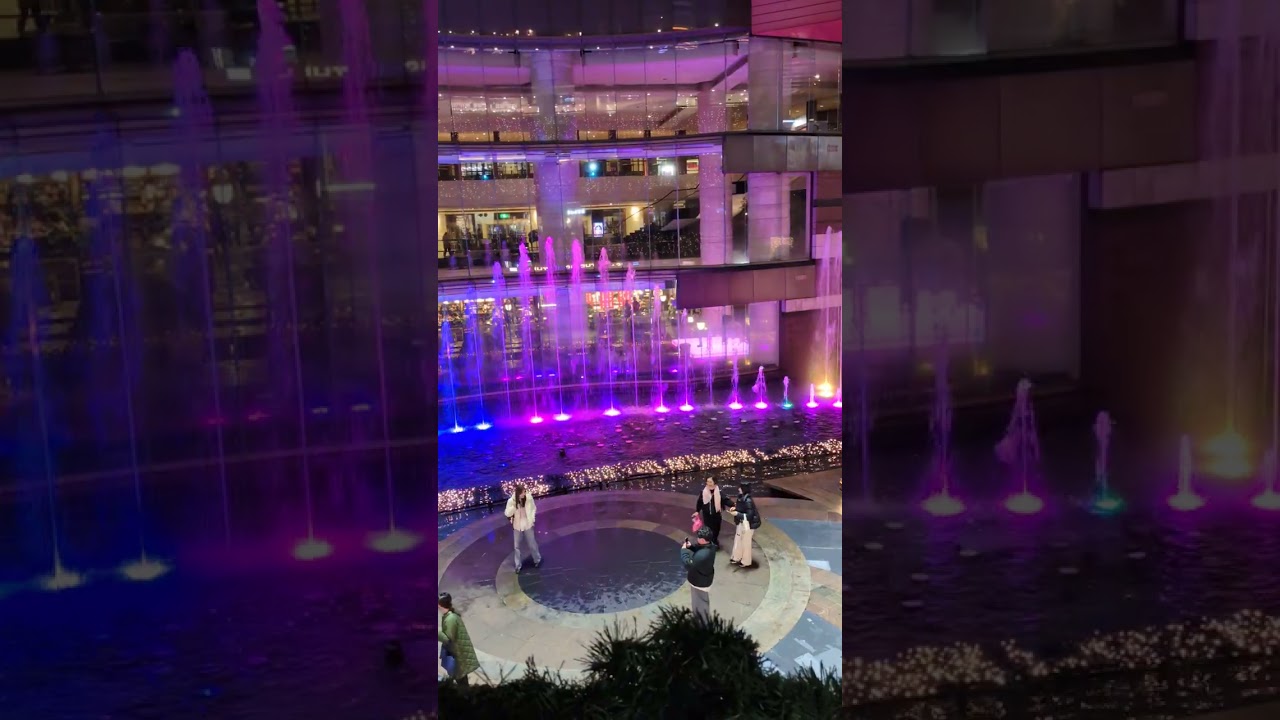 福岡県　キャナルシティ　噴水