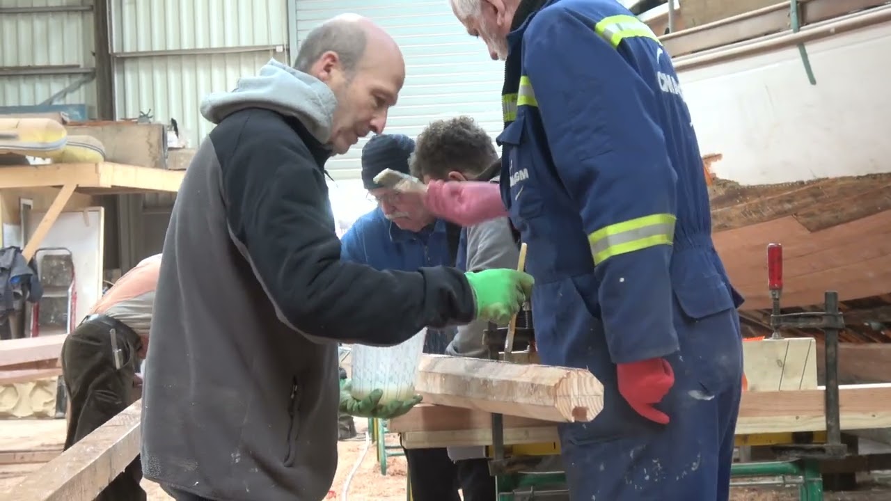 Les  grands mâts du Grand Léjon