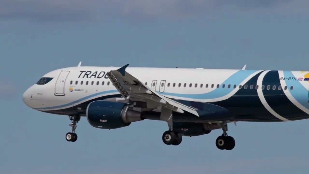 Summer Planespotting at Katowice Airport