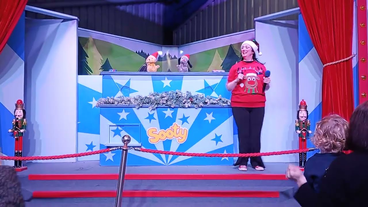 Рождественская вечеринка Сооти. Тематический парк Крили, 2025 год.