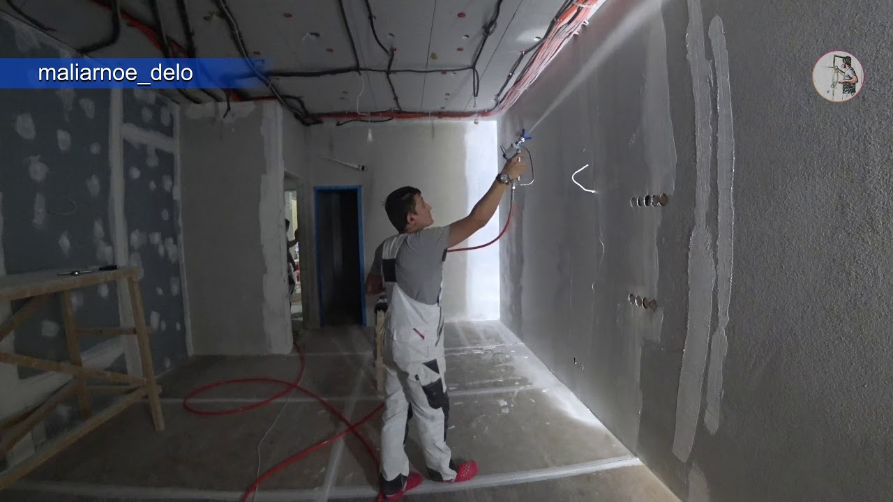 Корректировка плоскости базовой шпаклевкой SEMIN AIRLESS GARNISSANT.