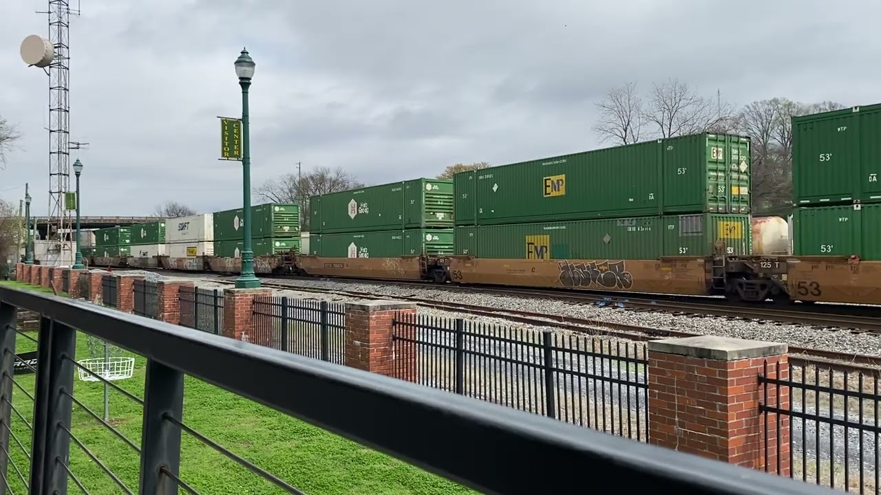 Slow NS Intermodal/Autorack SouthBound
