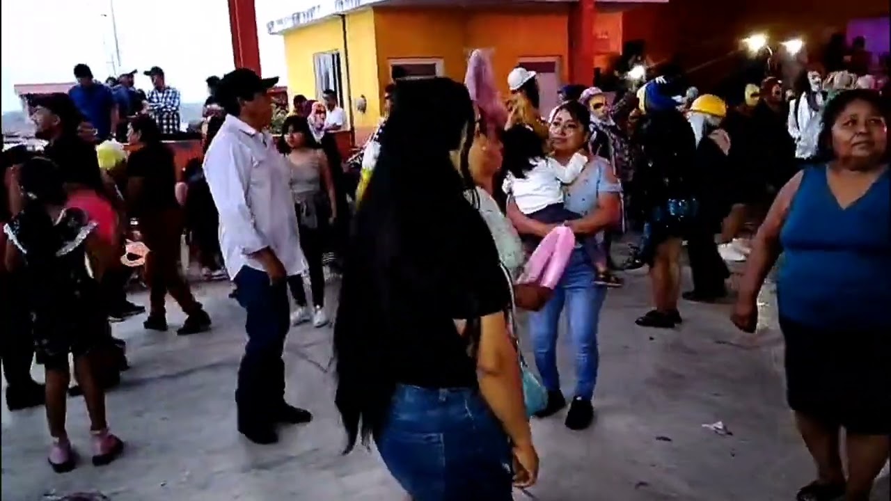Grupo Ja-les Músical A Ritmo De Banda Tradicionales Carnaval 2025 El Pozo Pantepec Puebla