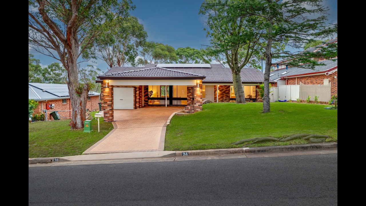 24 Walsh Close, Illawong - Daystar First National