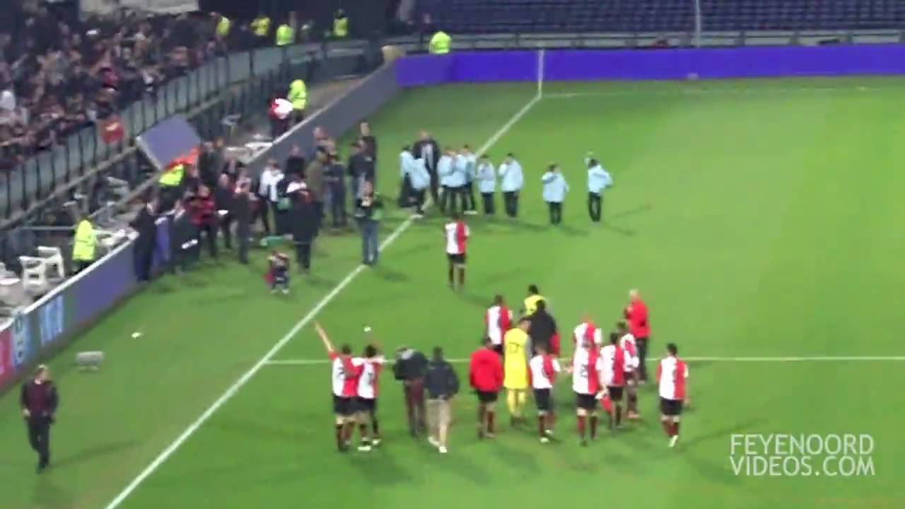 Feyenoord - FC Twente | Celebrations (24-03-2010)