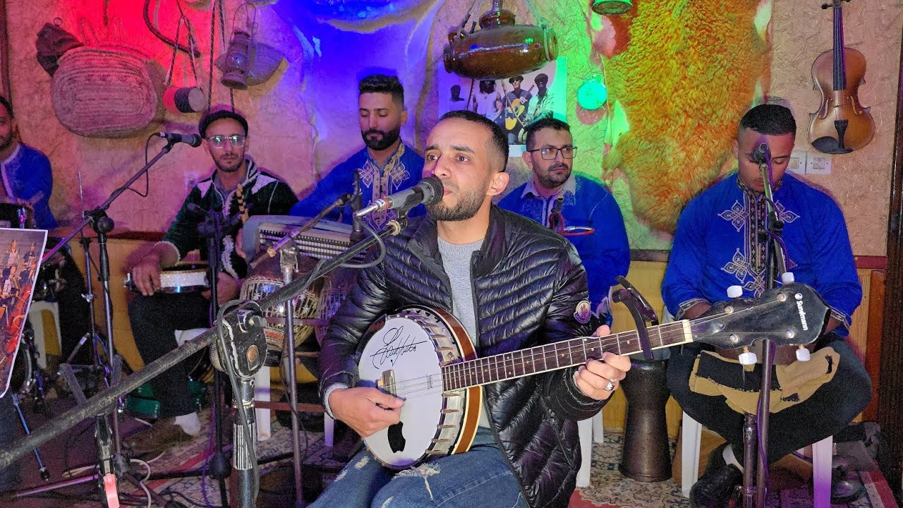 أمسية إفجيجن د فؤاد الوافي Fouad elouafi بفضاء #ألموقار ن إموريكن 🎤🎶 #موسيقى #فن #أمسية  #فؤادالوافي