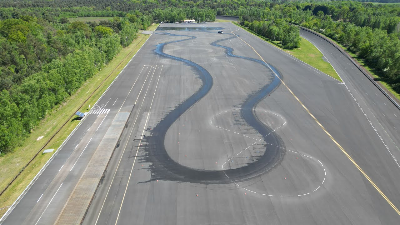 UTAC Mortefontaine - Drift n'Fun Track Days