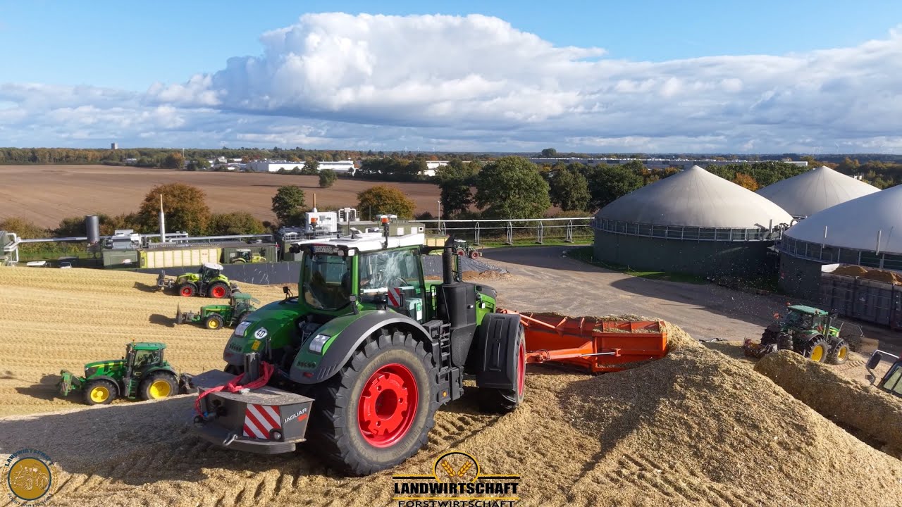 Ich hab die beste Aussicht hier oben! Großeinsatz Mais Silage Schieben & Walzen 5,6 Megawatt BGA
