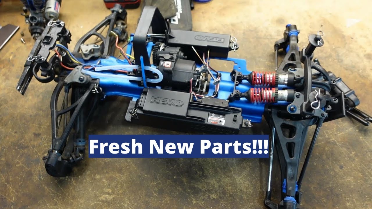 Revo 3.3 rebuild part 2!!!