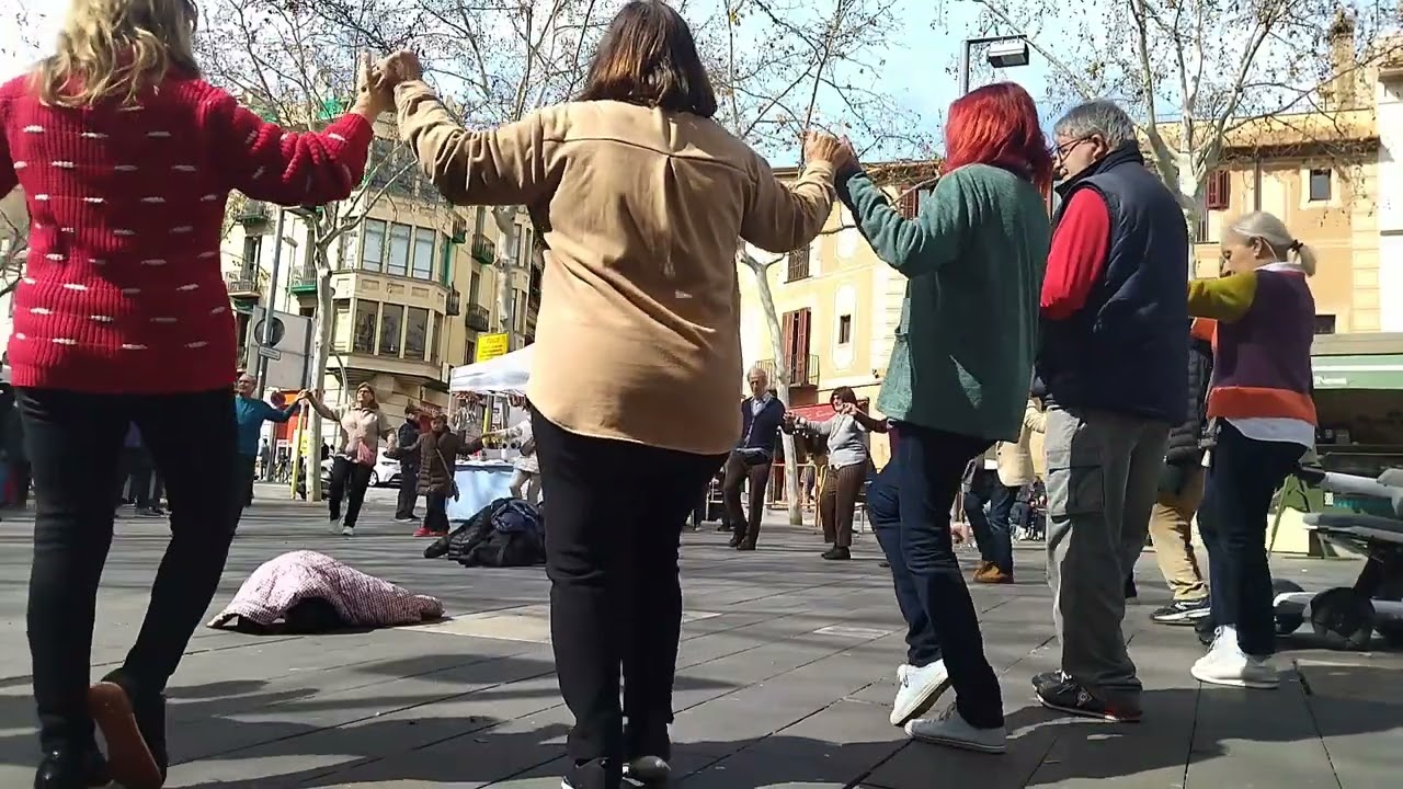 La sardana de tothom. Rosa Salat.
