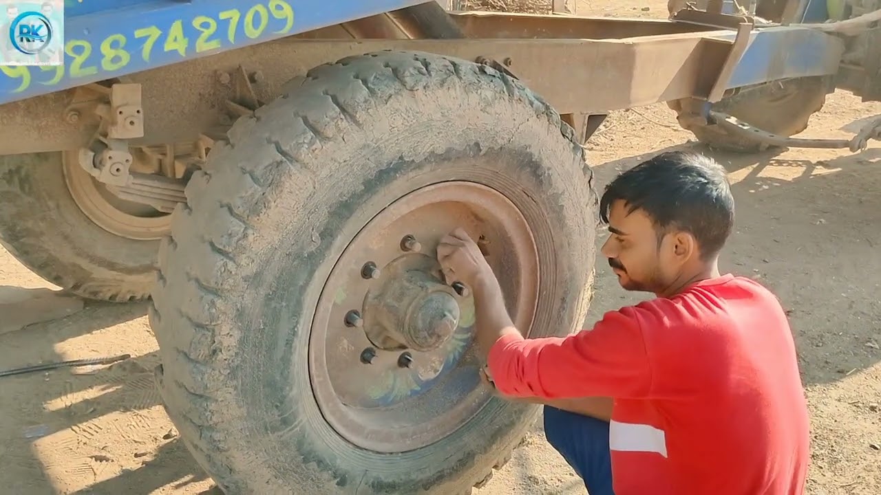 Tilori ke donon tyre change kiye