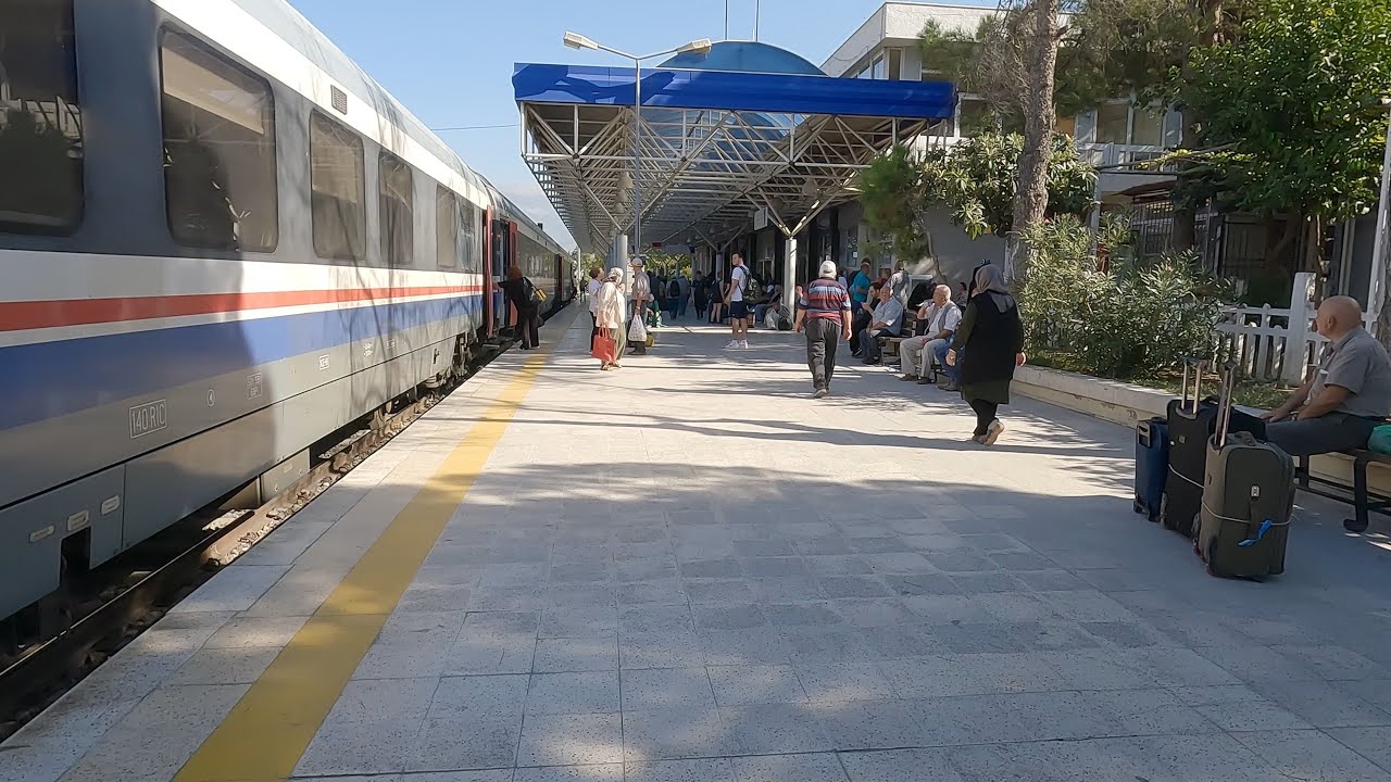 BÖLGESEL TREN İLE: İZMİR - DENİZLİ