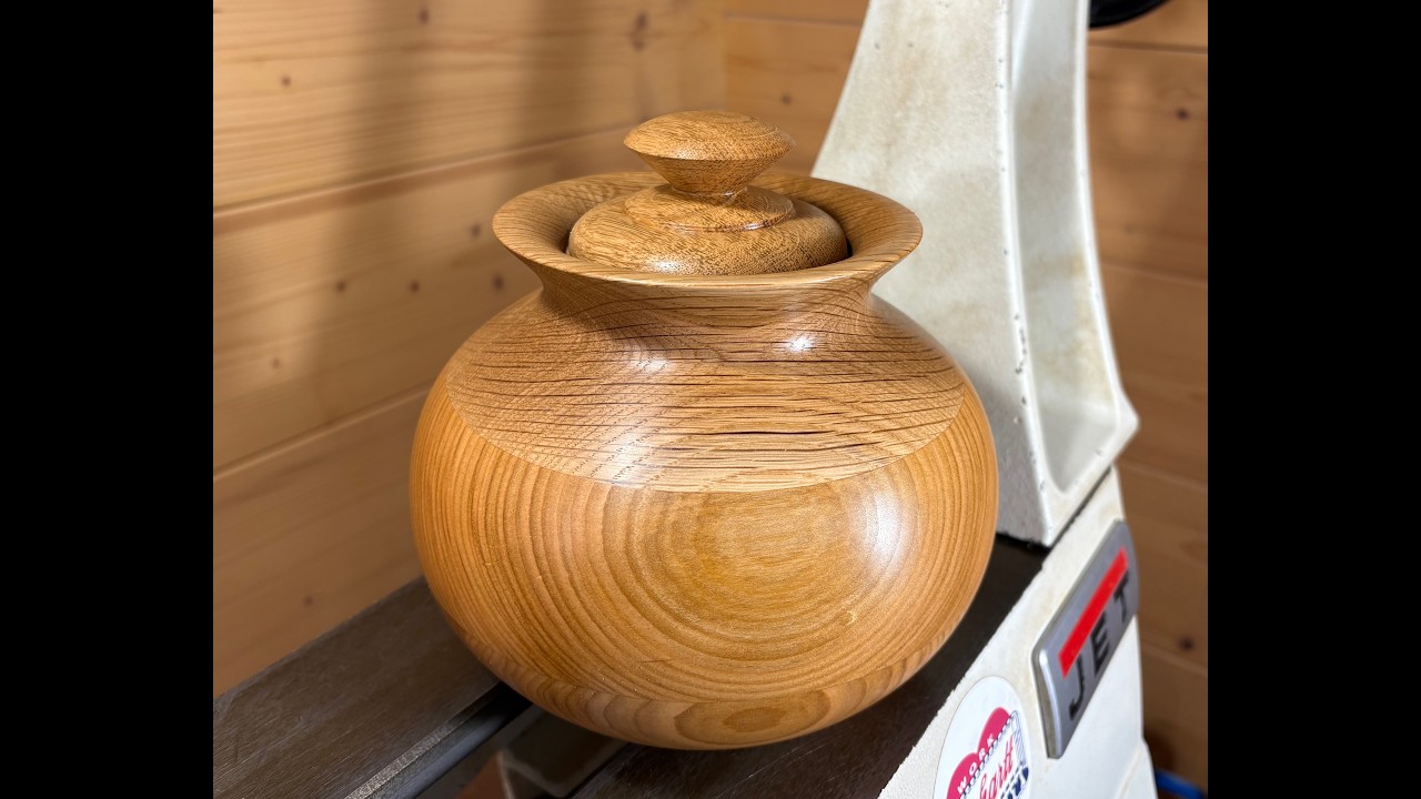 Candy Box Oaklay Too I. || Woodturning