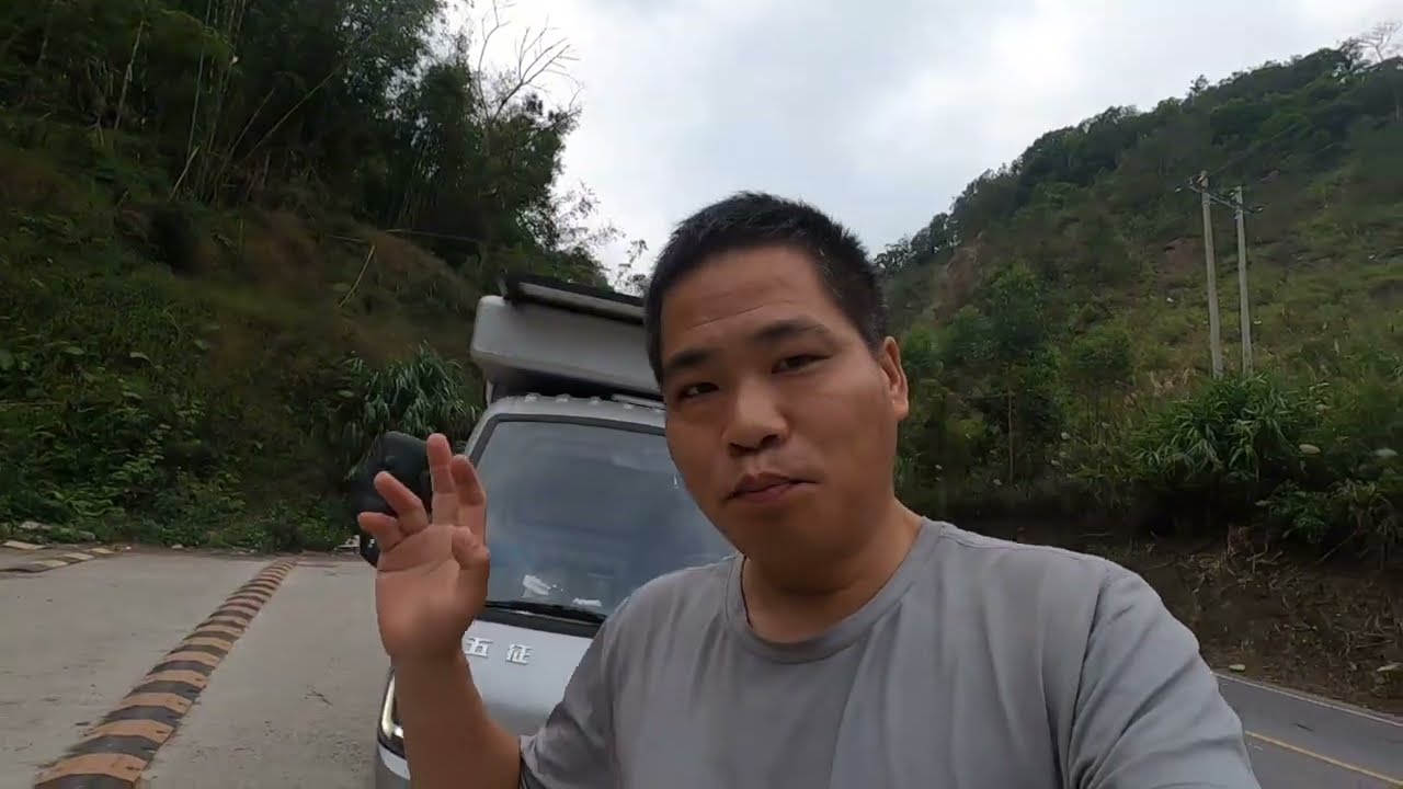 三轮车自驾游，车子太多了准备回家卖车，晚上开宾馆吃大餐 