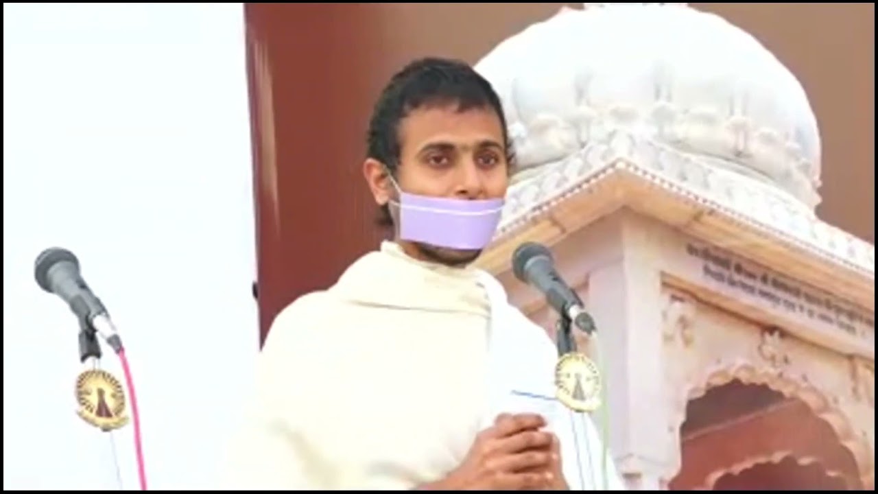 MUNI VARDHMAN KUMARJI : Meeting of Muni Vardhmanji with Acharyashri after his first CHATURMAS