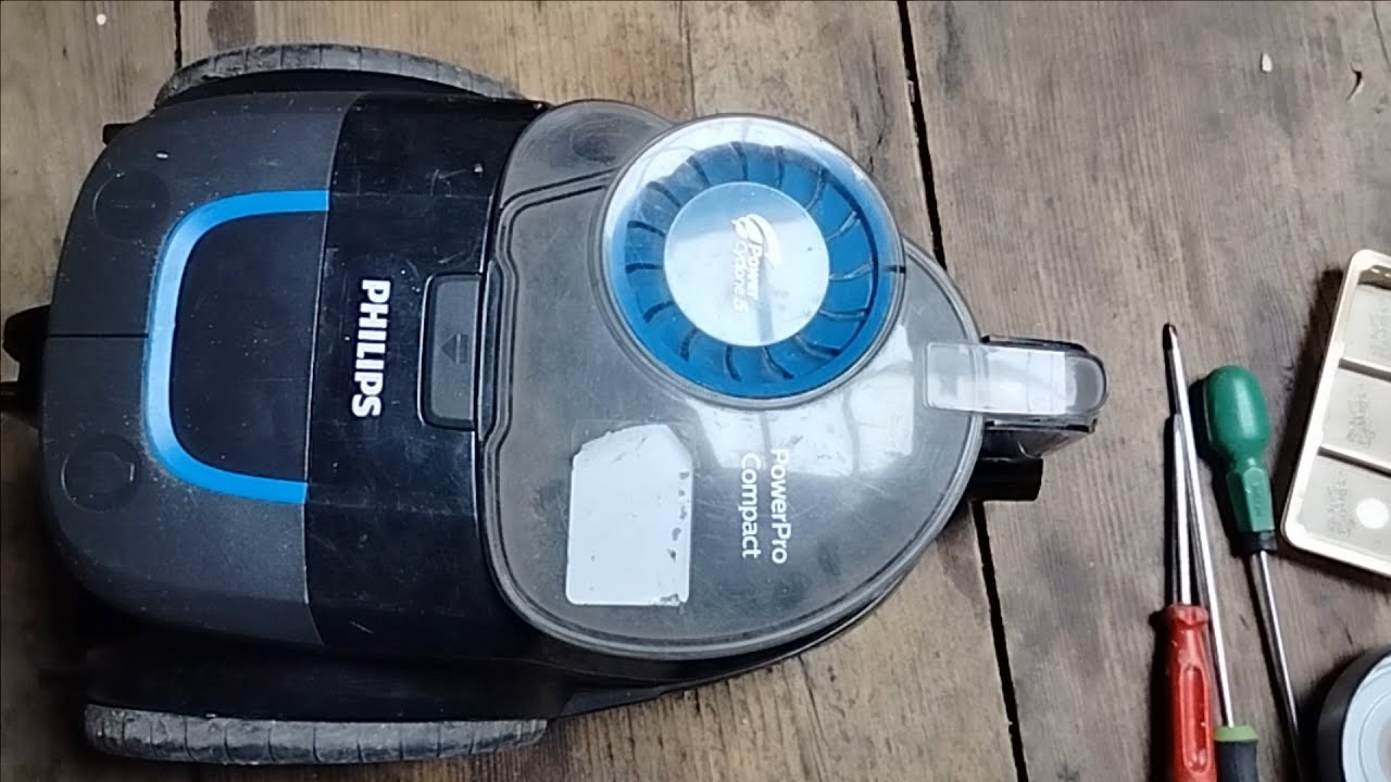 Naprawa odkurzacza Philips PowerPro Compact Silnik zadymił