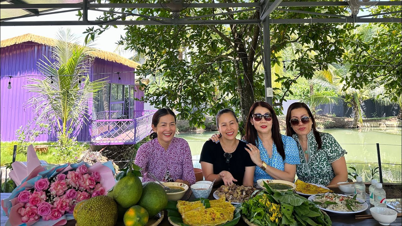 ĐÓN TIẾP MẤY CHỊ TỪ MỸ VỀ •ĂN BÁNH XÈO VỚI CẢI SIÊU TO