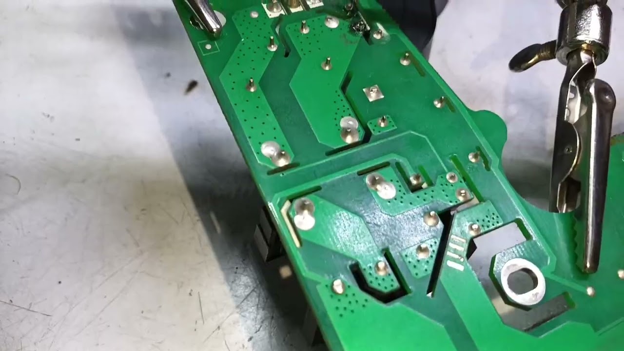 How to Desolder with a Desoldering Pump/Solder Sucker