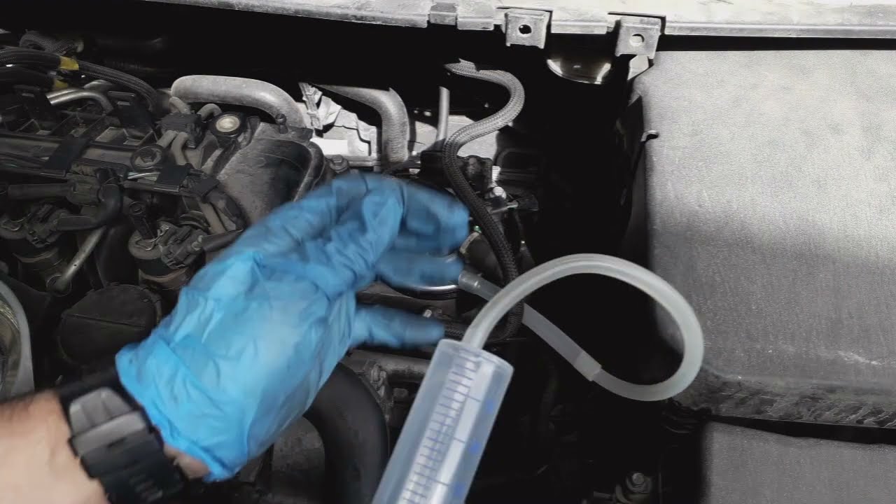 Sostituzione filtro gasolio Ford Focus MK2 1.6  TDCI 90CV 2007-2011