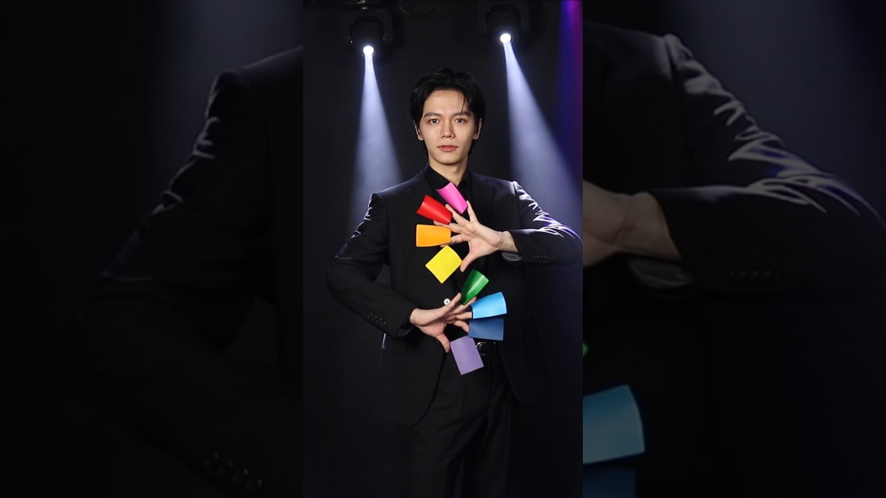 Hojung Lee:카드를 이렇게 잡는 것 부터가 마술 #magic #magician #마술