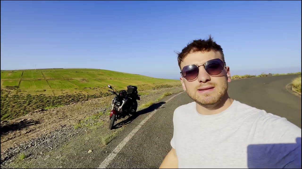 One Day Trip Around Gran Canaria on the Honda CB125R 2021