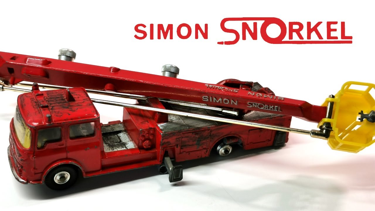 Реставрация корги Simon Snorkel Fire Engine No. 1127. Литая модель игрушки.